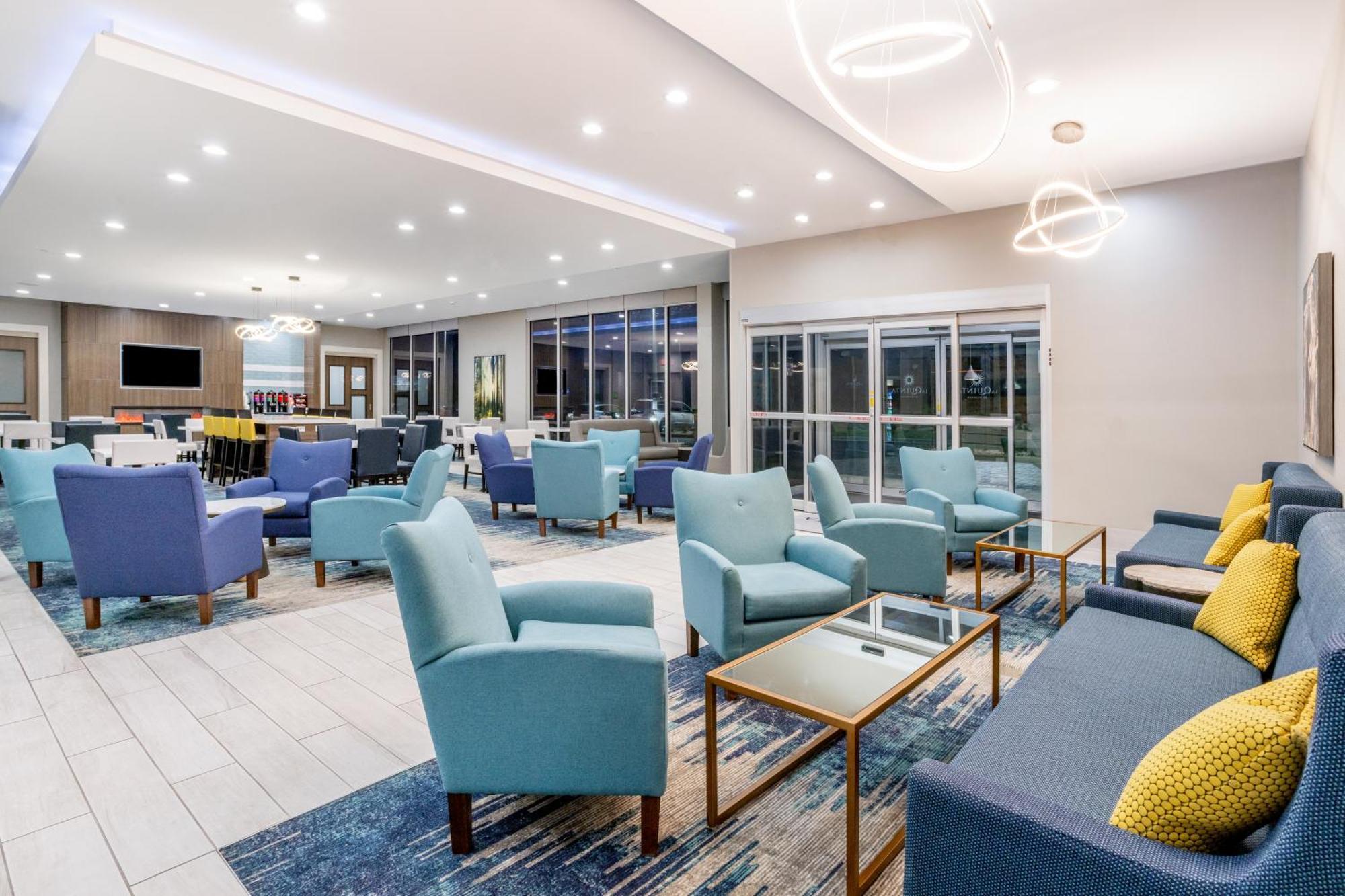 La Quinta Inn & Suites By Wyndham Valdosta Exterior photo